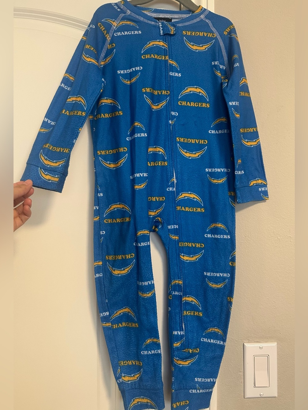 NFL Los Angeles Chargers Kids Fleece Footie Pajamas – 3T